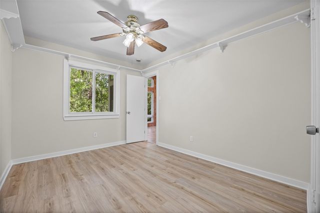3211 Canter LN, Austin, TX 78759