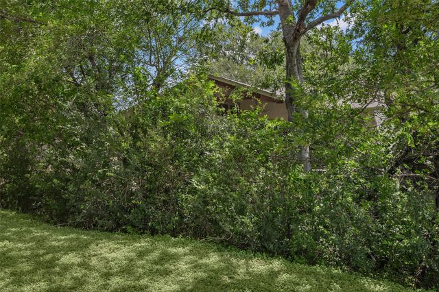 3211 Canter LN, Austin, TX 78759