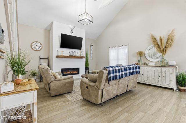 3401 Mountain Overlook Way, Sevierville, TN 37876