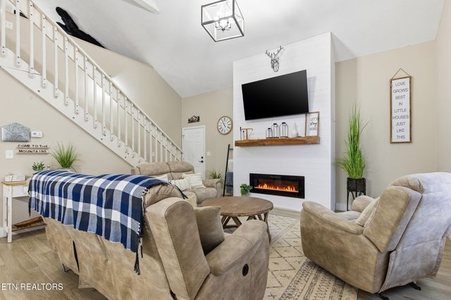 3401 Mountain Overlook Way, Sevierville, TN 37876