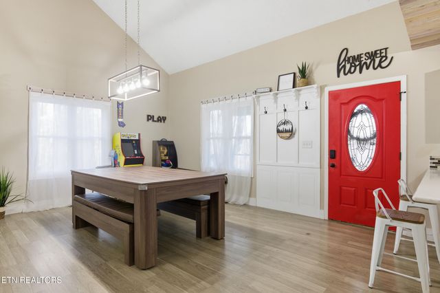 3401 Mountain Overlook Way, Sevierville, TN 37876