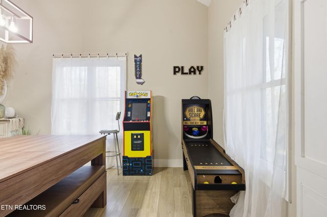 3401 Mountain Overlook Way, Sevierville, TN 37876