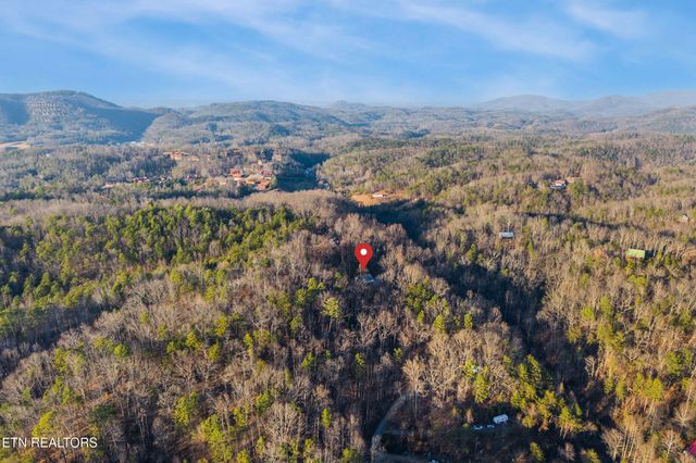 3401 Mountain Overlook Way, Sevierville, TN 37876