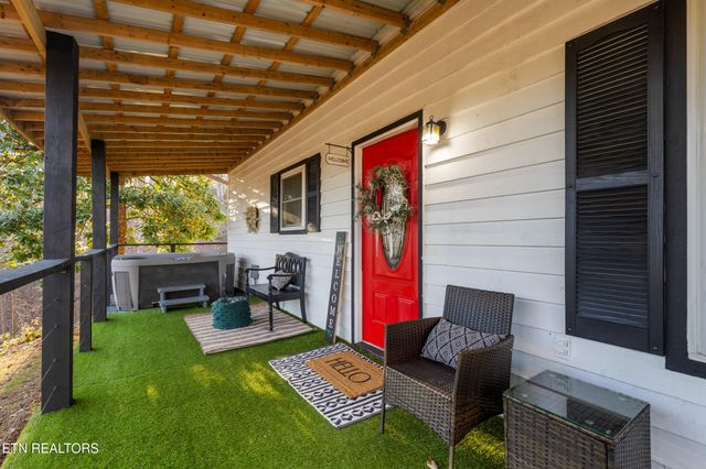 3401 Mountain Overlook Way, Sevierville, TN 37876