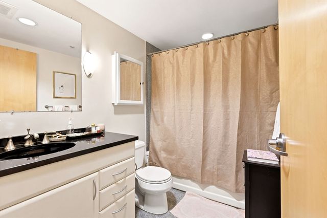 111 Beach 3-B, Boston, MA 02111