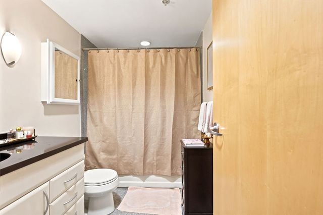111 Beach 3-B, Boston, MA 02111