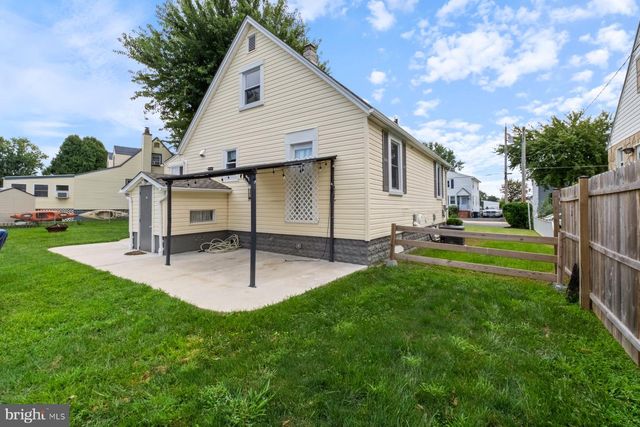 402 BAYSIDE DR, Baltimore, MD 21222