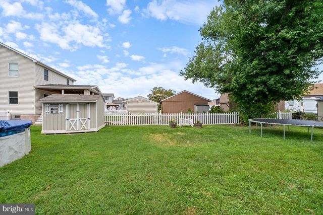 402 BAYSIDE DR, Baltimore, MD 21222