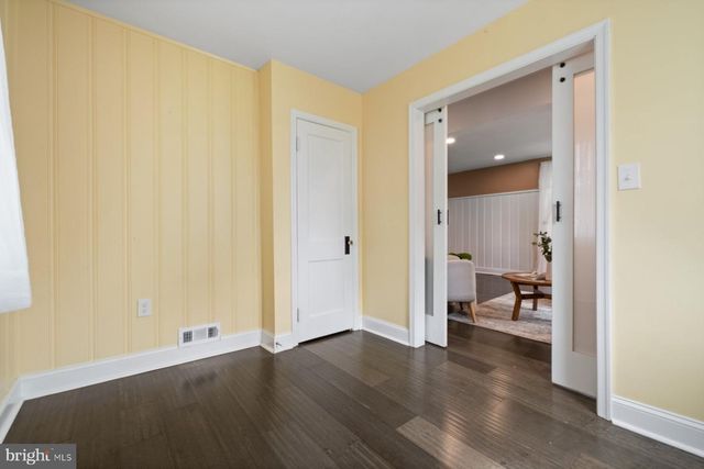 402 BAYSIDE DR, Baltimore, MD 21222