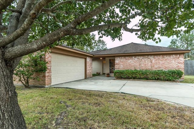 805 Thornwood Drive, Shenandoah, TX 77381