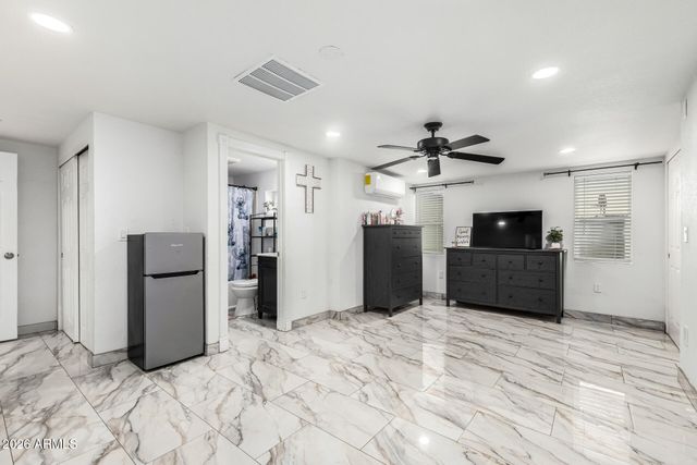 2339 W PIMA Street, Phoenix, AZ 85009