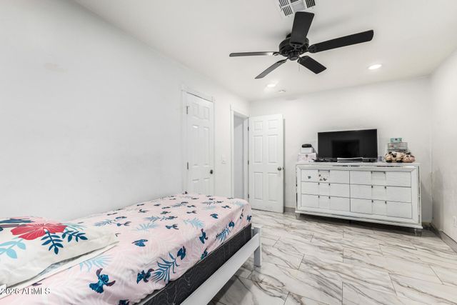 2339 W PIMA Street, Phoenix, AZ 85009