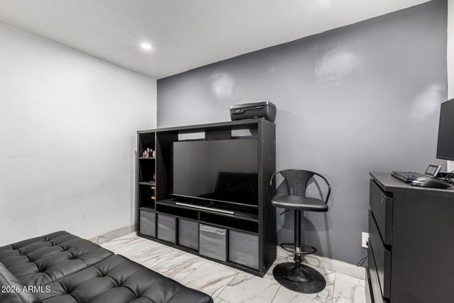 2339 W PIMA Street, Phoenix, AZ 85009