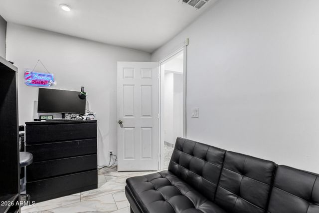 2339 W PIMA Street, Phoenix, AZ 85009