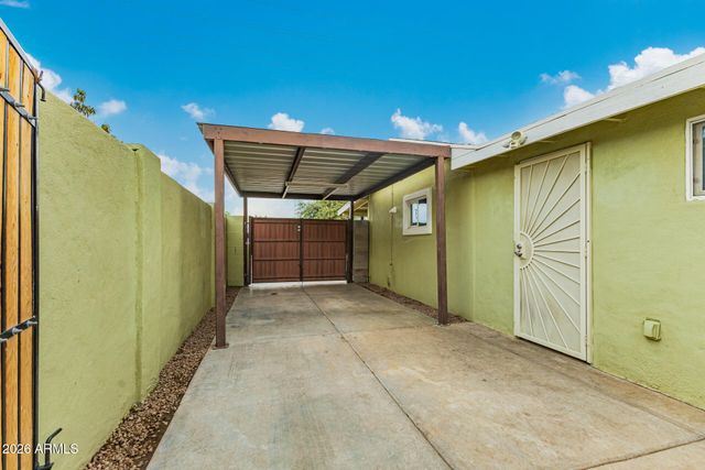 2339 W PIMA Street, Phoenix, AZ 85009