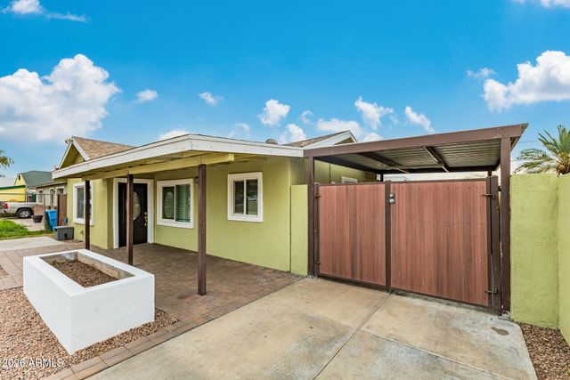 2339 W PIMA Street, Phoenix, AZ 85009