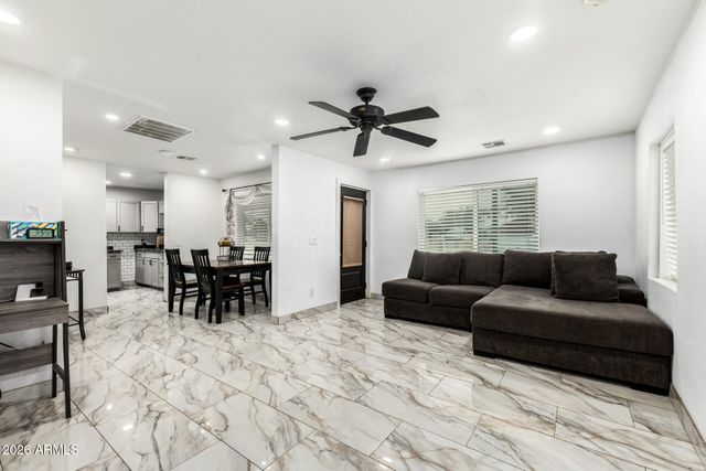 2339 W PIMA Street, Phoenix, AZ 85009