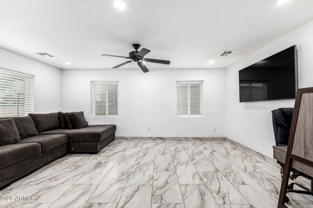 2339 W PIMA Street, Phoenix, AZ 85009