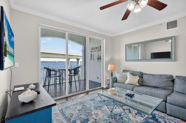 415 NW Flagler Avenue 403, Stuart, FL 34994