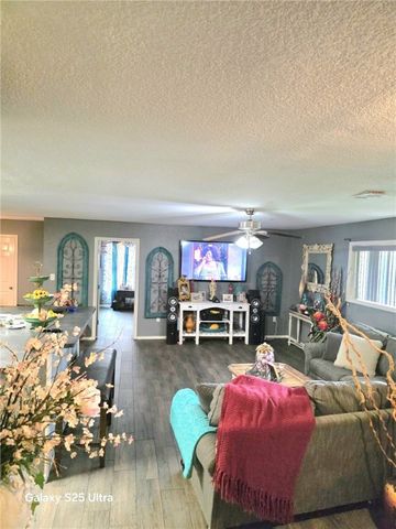 1507 Hollywood Place, Lavaca, AR 72941