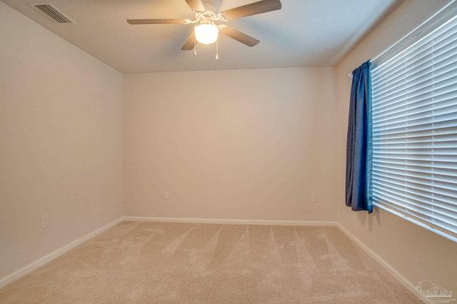 10589 Queens Gate Cir, Pensacola, FL 32506