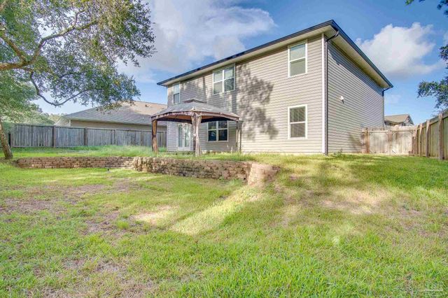 10589 Queens Gate Cir, Pensacola, FL 32506