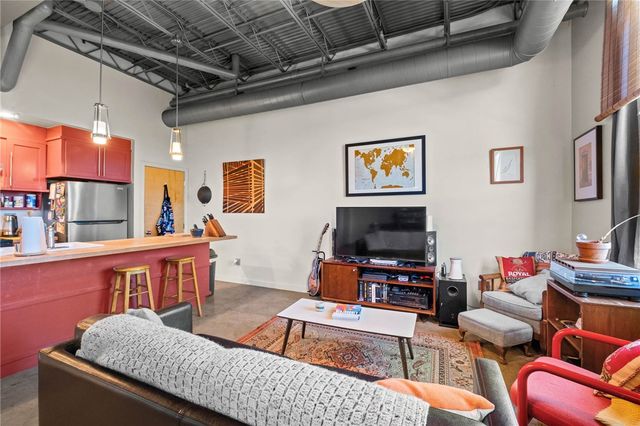 525 S School 430, Fayetteville, AR 72701