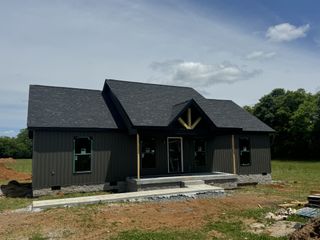2112 Laws Hill Cir, Lewisburg, TN 37091