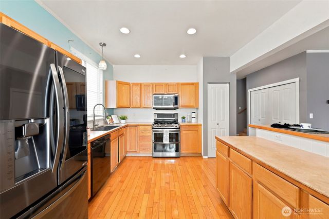922 Gina Court SE, Olympia, WA 98513