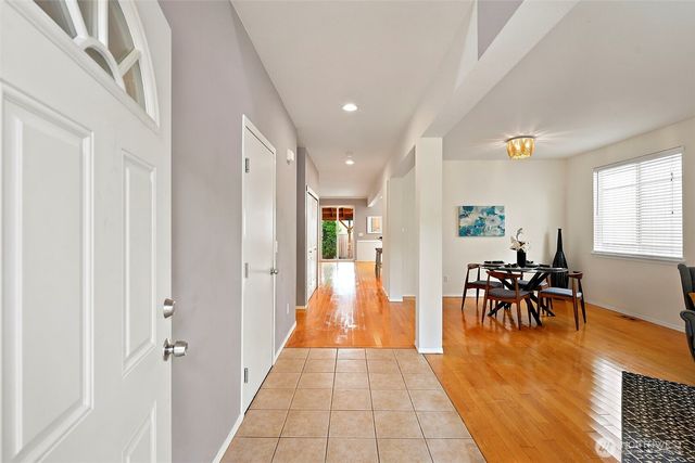 922 Gina Court SE, Olympia, WA 98513