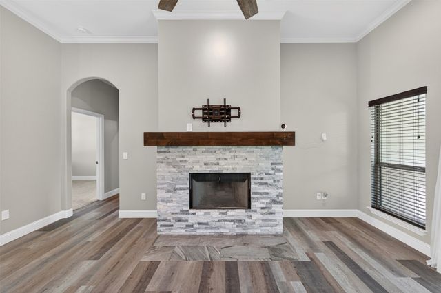 815 W Ball Street, Weatherford, TX 76086