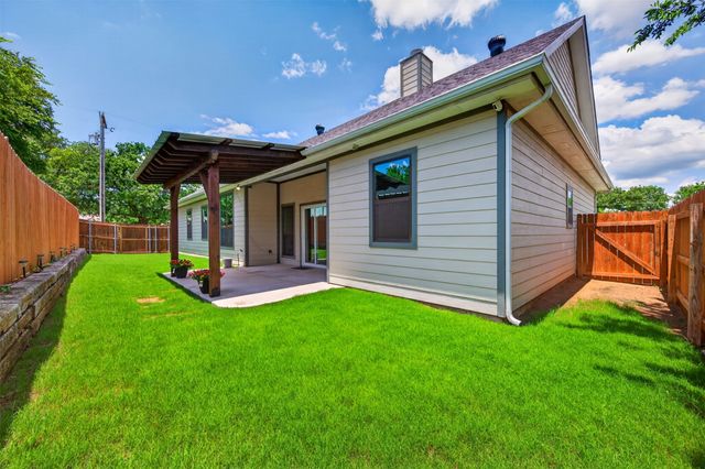 815 W Ball Street, Weatherford, TX 76086