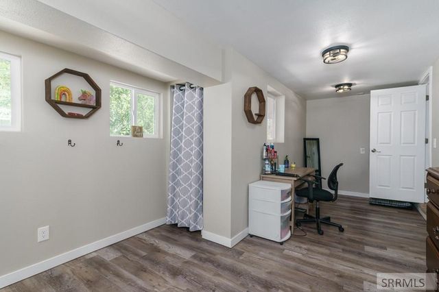 605 N 10th Avenue, Pocatello, ID 83201