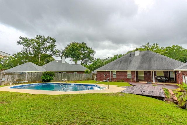 9978 Briarcliff Drive S, Mobile, AL 36608