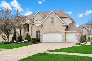3421 Goldfinch Drive, Naperville, IL 60564