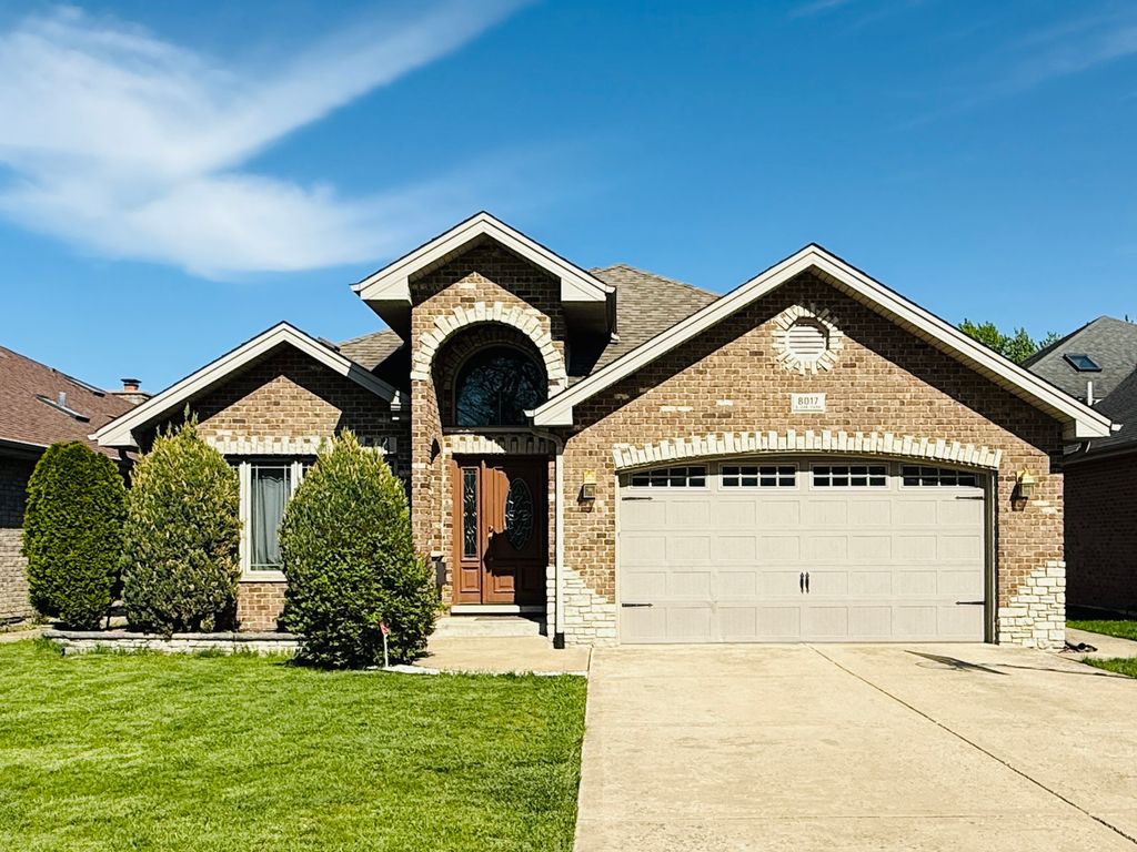 8017 Oak Park Avenue, Burbank, IL 60459