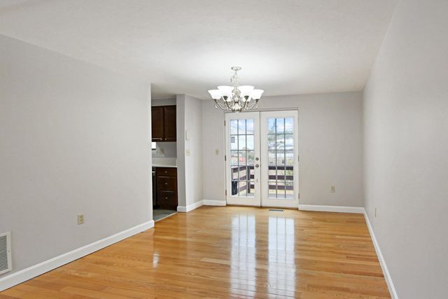 10 Killian Court, Merrimack, NH 03054