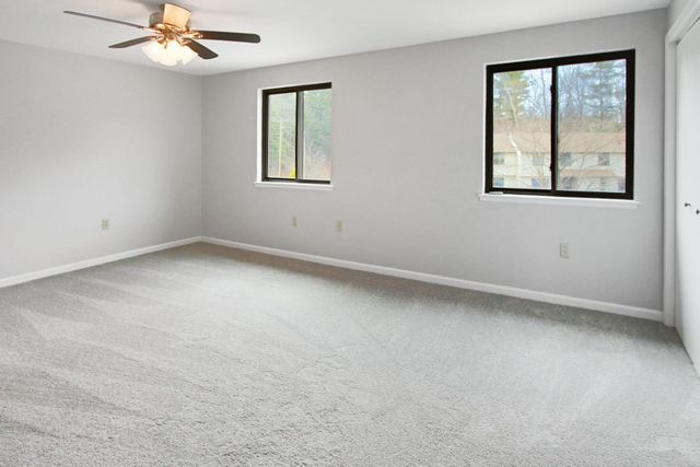 10 Killian Court, Merrimack, NH 03054