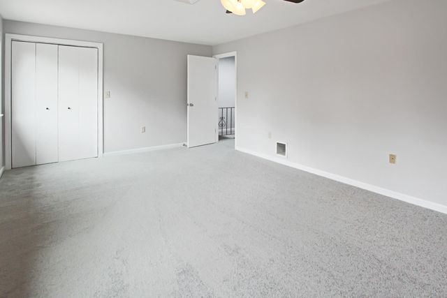 10 Killian Court, Merrimack, NH 03054