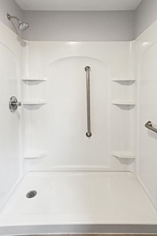 10 Killian Court, Merrimack, NH 03054