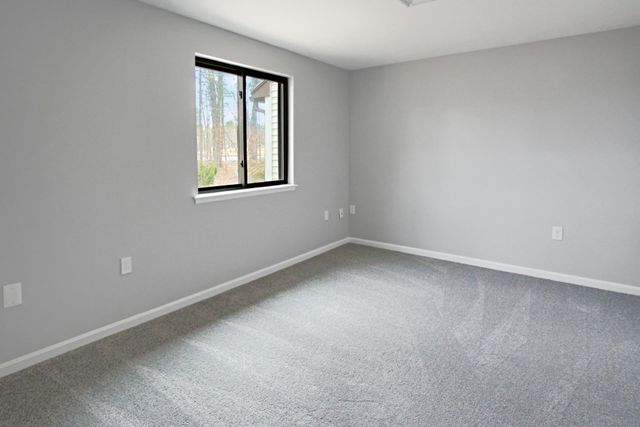 10 Killian Court, Merrimack, NH 03054