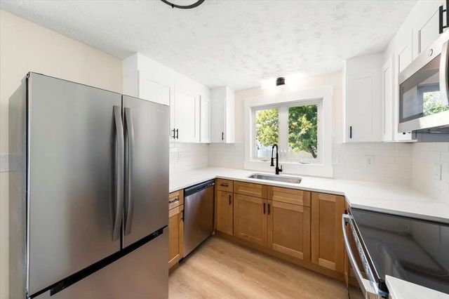 298 Greenwood St., Worcester, MA 01607