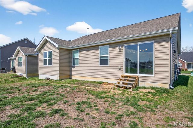 106 Pearl Vista Court, O'fallon, MO 63366