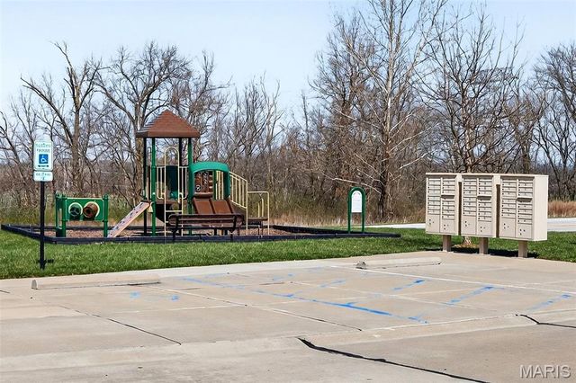 106 Pearl Vista Court, O'fallon, MO 63366