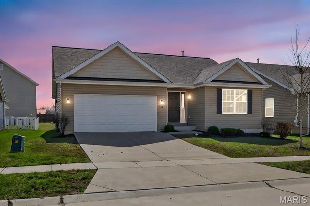 106 Pearl Vista Court, O'fallon, MO 63366