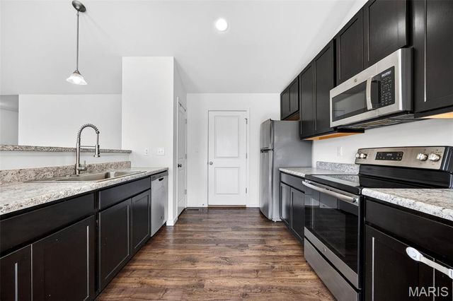 106 Pearl Vista Court, O'fallon, MO 63366