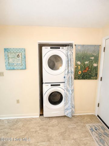 1400 E Fort Macon Road 313, Atlantic Beach, NC 28512