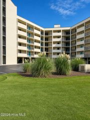 1400 E Fort Macon Road 313, Atlantic Beach, NC 28512