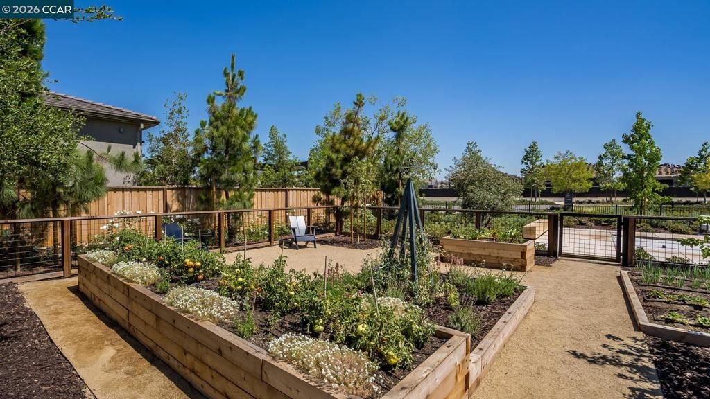 Image 34 of property listing at 3060 3060 Phoenix Avenue, Tracy, CA 95377