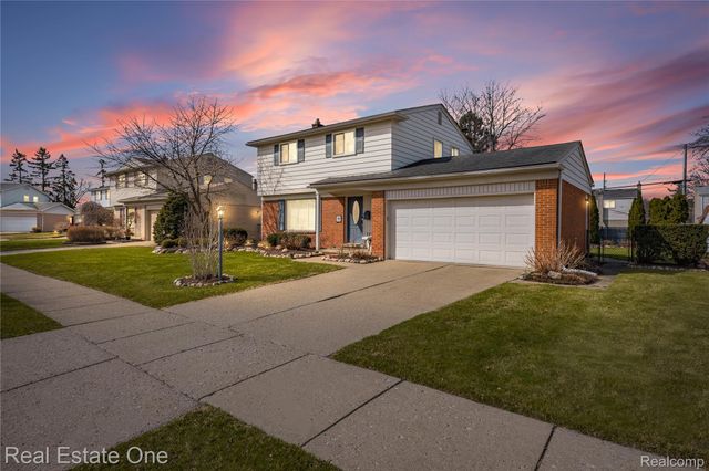 14061 Woodside Street, Livonia, MI 48154